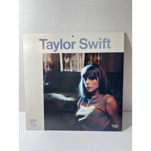 Taylor Swift 2025 Calendar - Picture 1 of 2